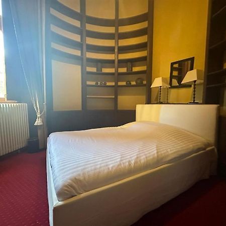 Camping Et Hotel Chateau Du Haget Montesquiou 외부 사진