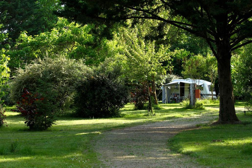 Camping Et Hotel Chateau Du Haget Montesquiou 외부 사진